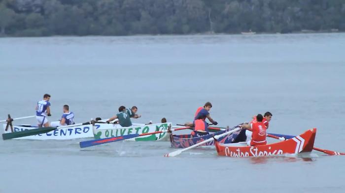 Palio delle barche Passignano sul Trasimeno 