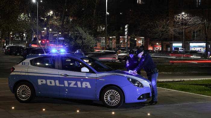 Perugia, intensificati i controlli alla stazione di Fontivegge: identificate decine di persone