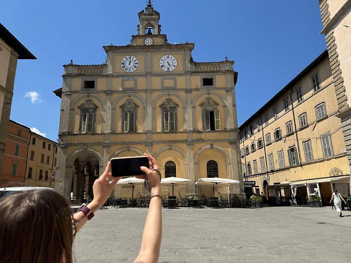 orologio palazzo Podestà Città di Castello