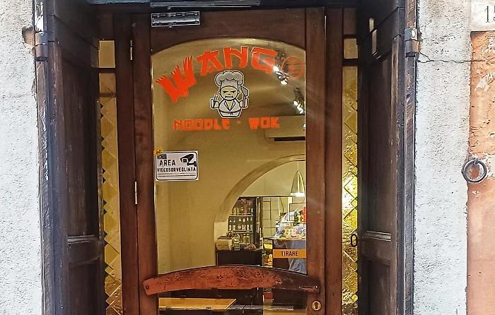 Buona notizia per il centro storico di Perugia: il ristorante cinese Wang ha riaperto dopo l'incendio