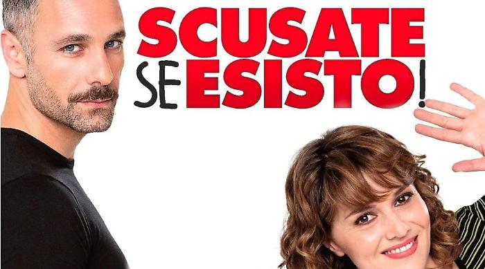 Raoul Bova torna in prima serata su Rai 1, stasera in tv la commedia Scusate se esisto con Paola Cortellesi: trama e cast