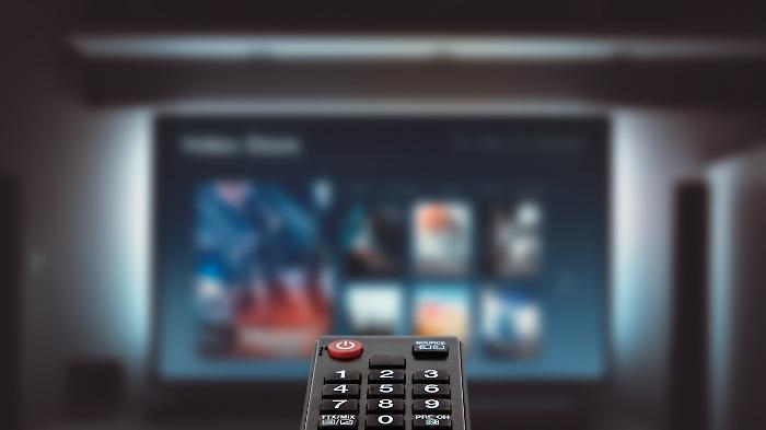 Piracy Shield contro la pirateria di film, musica e serie tv: "Chiuderà in trenta minuti siti che diffondono materiale illegalmente"