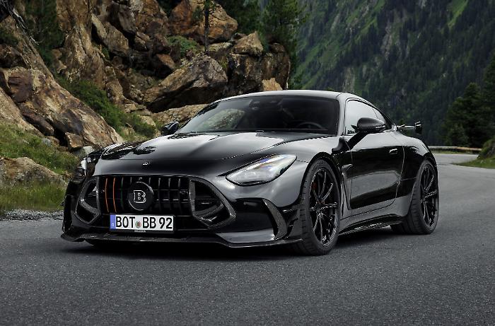 Brabus 1000: e non è un numero a caso