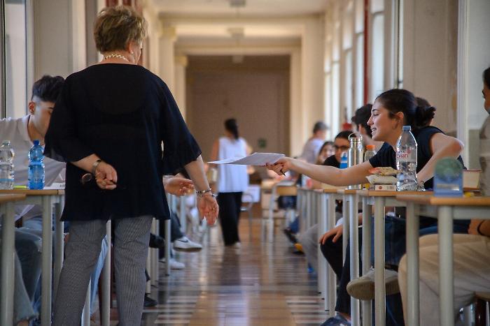 Performance eccellenti per i diplomati umbri: in cima alle classifiche nazionali con il 4,4% di lodi