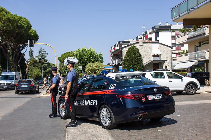 Spacciava cocaina vicino all'ufficio postale. Arrestato 25enne