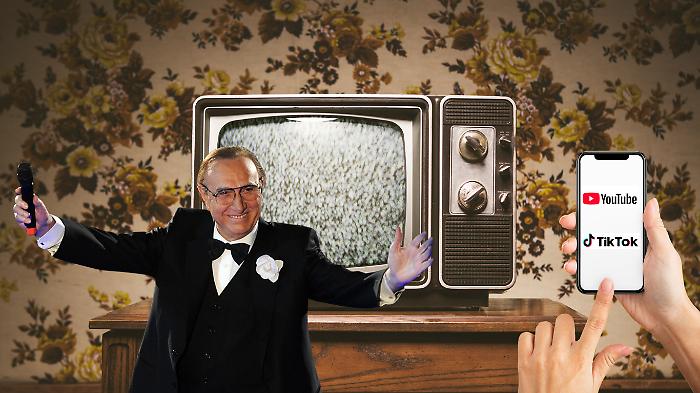 L'era di Pippo Baudo è finita: come social e streaming hanno cambiato per sempre la televisione italiana