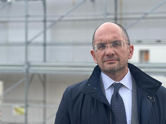 Ricostruzione, Guido Castelli: "Con il decreto Valditara più docenti e fondi per le scuole del sisma fino al 2029"