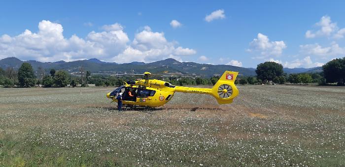 Incidente tra auto e scooter a San Giustino: grave una 16enne. E' in prognosi riservata