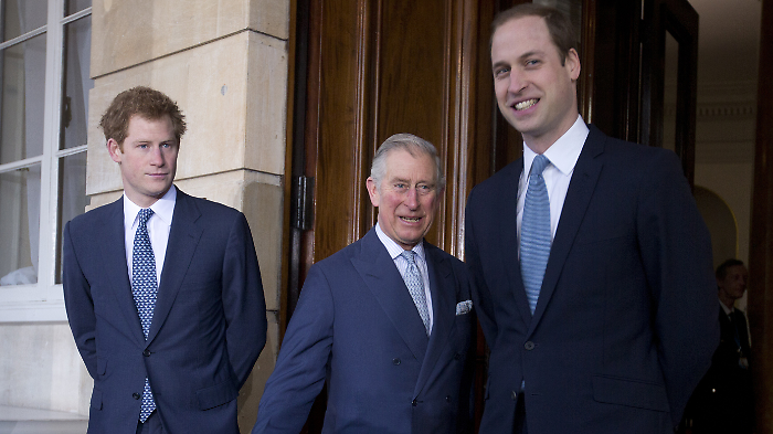 Harry tornerà a Londra da solo. Si riaccendono le speranze di un incontro con Re Carlo III