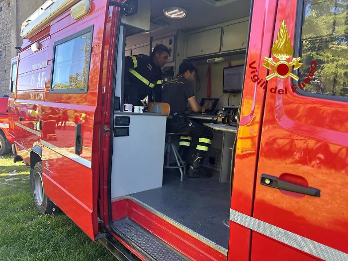 Coppia di anziani va a funghi e scompare nel nulla. Ritrovati dopo ricerche a oltranza per tutta la notte