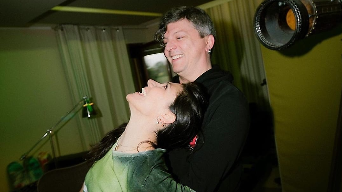 Elisa, chi è il marito Andrea Rigonat. Il primo incontro trent'anni fa e la relazione dell'epoca con una corista di lei 