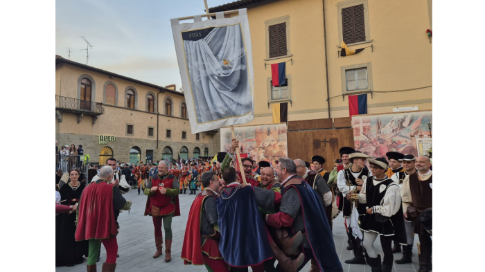 Balestra, Sansepolcro vince tutto nella sfida con Gubbio. Tontini in trionfo. Papa Leone XIV invia messaggio: "Amicizia e speranza" 