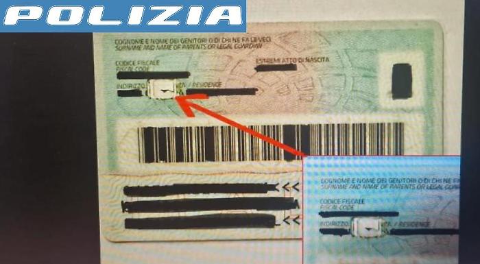 Microchip rimossi dalle carte d'identità. Cinque denunce per manomissione