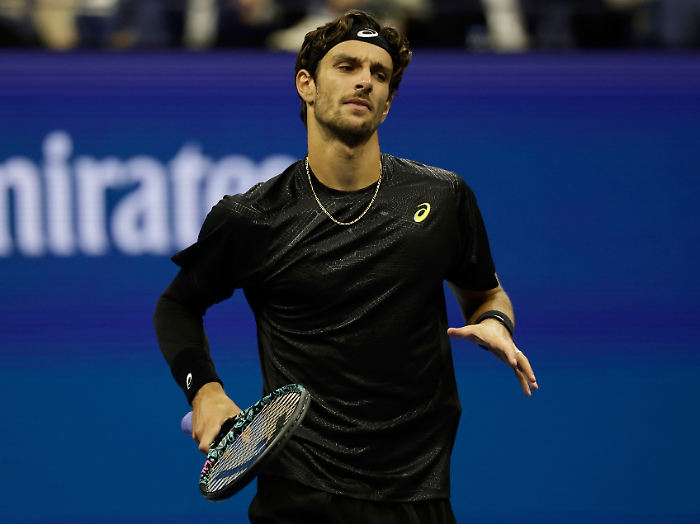 Lorenzo Musetti in finale all'Atp 250 di Chengdu: incontrerà AlejandroTabilo. Quando gioca, orario, precedenti e dove vederlo in tv