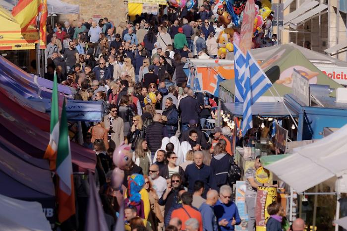 TORNA AD AREZZO IL MERCATO INTERNAZIONALE MERCATISSIMO,LA GRANDE KERMESSE DEI SAPORI