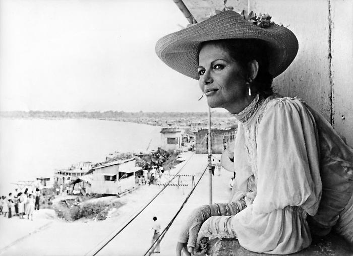 È morta Claudia Cardinale, aveva 87 anni. Da Il Gattopardo a Otto e mezzo di Fellini: addio a un'icona senza tempo del cinema