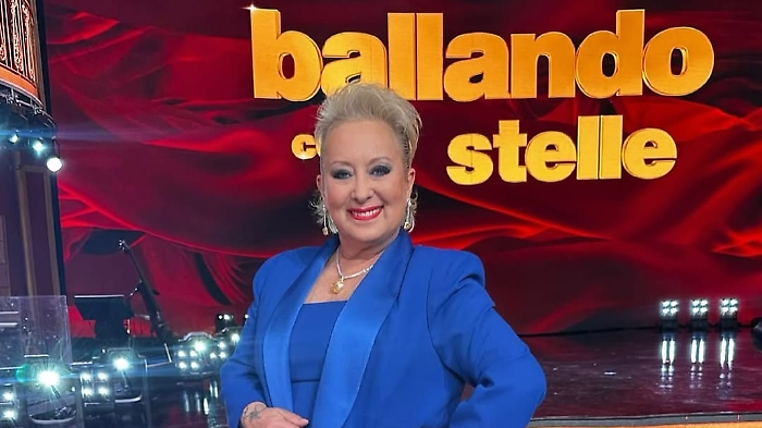 Carolyn Smith, l'infanzia in Scozia poi il matrimonio e il ruolo iconico a Ballando con le Stelle