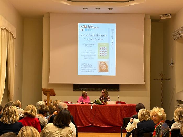 Terni, alla Società Dante Alighieri "La scuola delle nonne". Il valore delle radici e la trasmissione affettiva delle tradizioni 