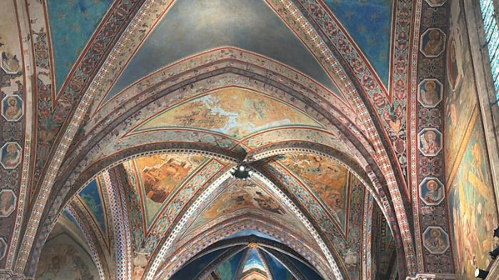 Assisi celebra San Francesco: il 4 ottobre inaugurazione della vela di San Matteo e accensione della Lampada votiva dei Comuni d’Italia