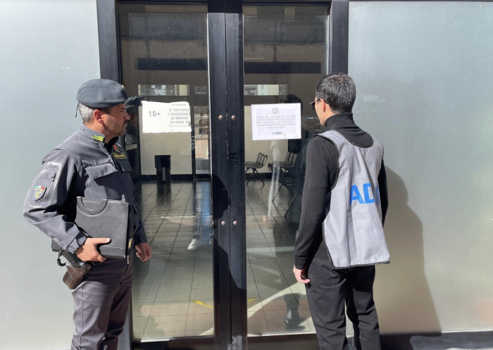 Terni, chiusa una sala scommesse: all’interno due minorenni avevano appena giocato