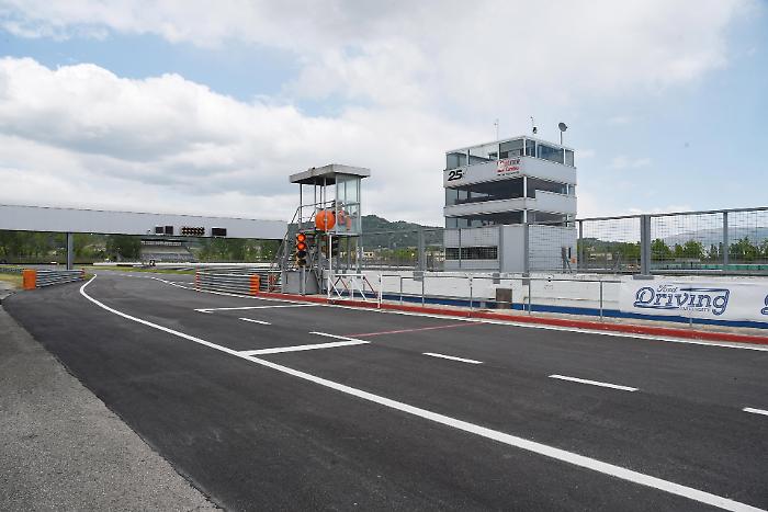 Auto Storiche protagoniste a Magione: fine settimana di adrenalina e passione all'Autodromo dell'Umbria
