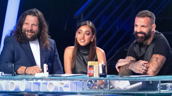 Tu Si Que Vales, anticipazioni e ospiti stasera 11 ottobre. Da Alessia Marcuzzi a Cesara Buonamici, Nicolò De Devitis, Noemi e Romina Power