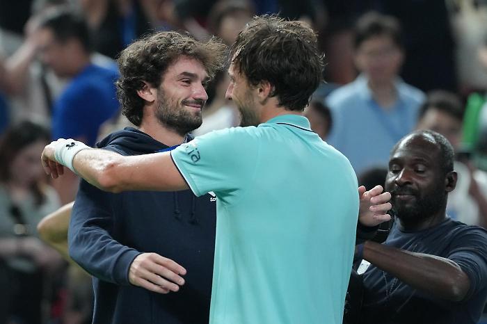 Atp Shanghai, la finale tra cugini vale oltre 1 milione di euro: quanto guadagna chi vince tra Vacherot e Rinderknech