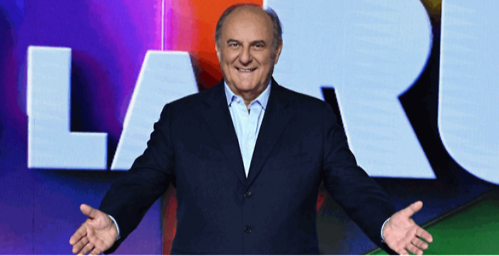 La ruota della fortuna torna in vetta all'access prime time: battuto Affari Tuoi. Gli ascolti tv di domenica 12 ottobre