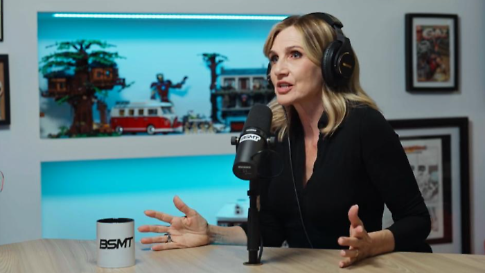 Lorella Cuccarini: "Perdere il figlio fu come un pugno in faccia, smisi di lavorare". E racconta la gravidanza tenuta segreta