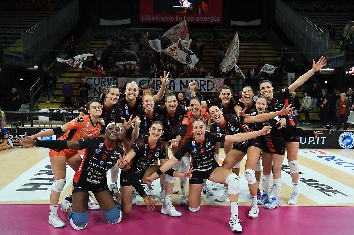 Bartoccini Mc Restauri, prima vittoria in campionato: Monviso ko 3-1