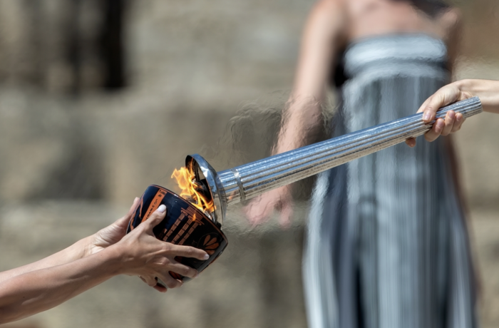 Gubbio, arriva la Fiamma Olimpica dei Giochi Invernali Milano-Cortina 2026: si cercano tedofori 