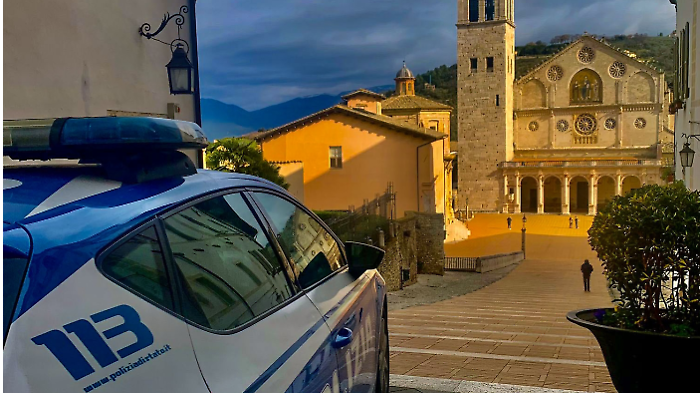 Forza l'ingresso di una ditta indossando un passamontagna: arrestato 44enne per furto aggravato