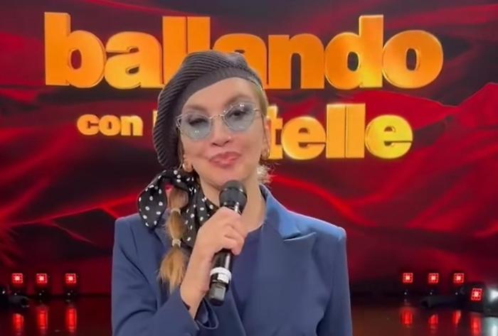 Ballando con le stelle, le anticipazioni della puntata di stasera: Renato Zero è il ballerino per una notte