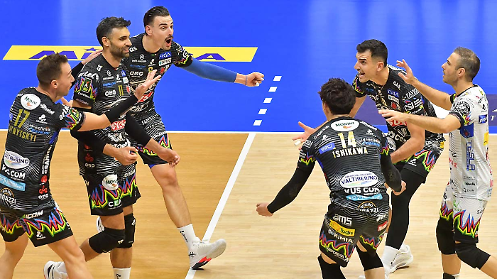 Sir, buona la prima: Perugia vince in rimonta con Monza (3-1)