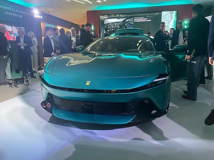 Ferrari Amalfi regina della serata alla Concessionaria De Poi. Svelato in anteprima il nuovo modello