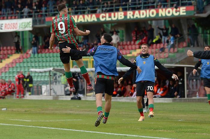 Dubickas chiama, Cianci risponde: tra Ternana e Arezzo finisce in parità (1-1)