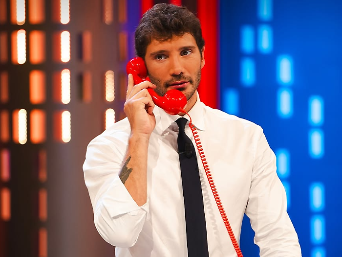 Ascolti tv di marted&igrave; 21 aprile, chi ha vinto la sfida in prima serata? Affari Tuoi vola in assenza de La Ruota della Fortuna