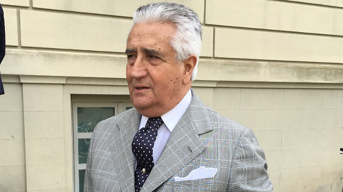 Addio all'avvocato Francesco Molino, aveva 84 anni: in tribunale fino all'ultimo. Una lunga carriera, difese anche Spaccarotella