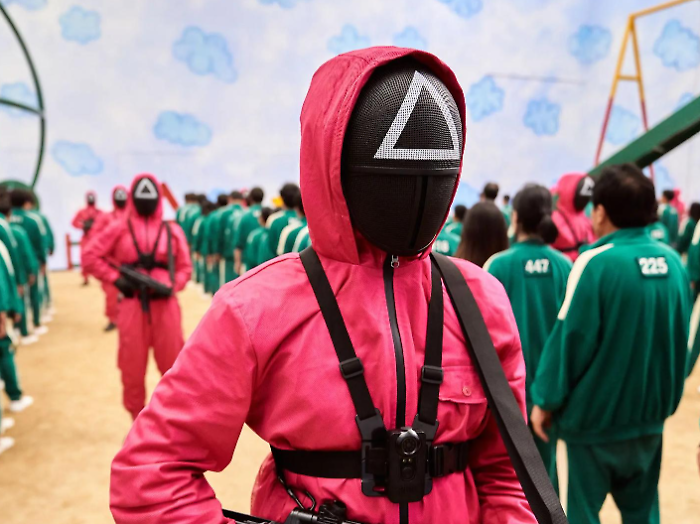 A novembre le nuove serie su Netflix: da Squid Game 2 a Mrs Playmen. Scopriamole tutte