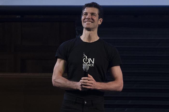 Verissimo, sabato 1 e domenica 2 novembre emozioni per tutti. Le anticipazioni: Roberto Bolle, Asia Argento, Nicoletta Mantovani