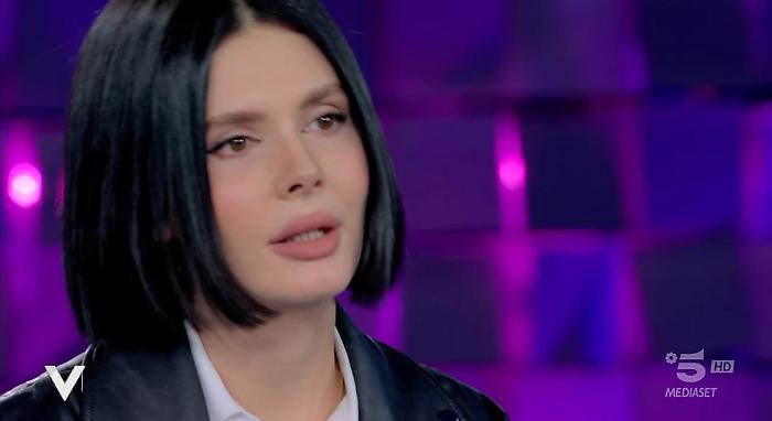 Evelina Sgarbi, chi è la figlia di Vittorio: la madre Barbara Ari, la moda e i rifiuti al Grande Fratello