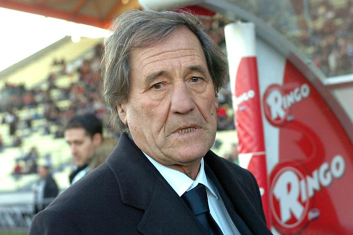 È morto Giovanni Galeone, aveva 84 anni. L'allenatore guidò il Perugia alla promozione in Serie A nel 1996