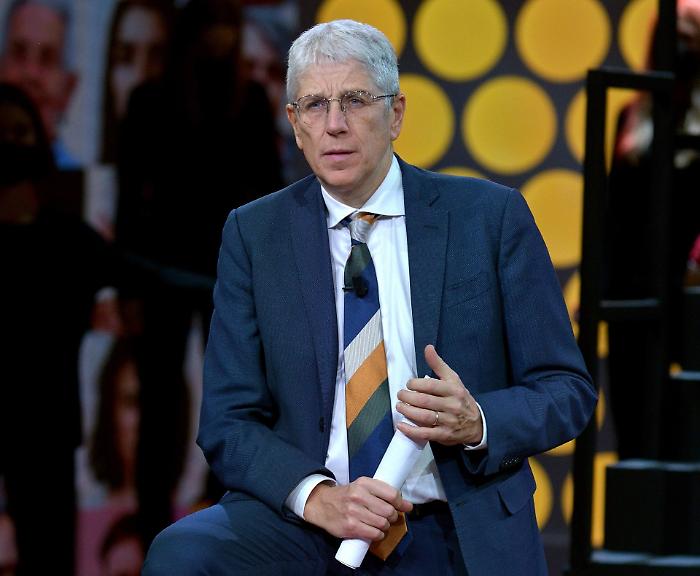 Fuori dal coro, anticipazioni stasera 2 novembre: emergenza sicurezza e le ombre del Green Deal