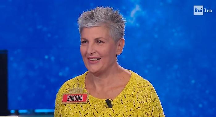 Simona Bologna, chi è l'insegnante in pensione campionessa de L'Eredità: il trionfo e il viaggio a New York con i soldi della vincita