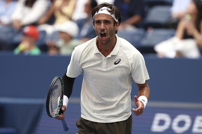 Clamoroso Lorenzo Musetti: Djokovic pronto a rinunciare alle Atp Finals. L'azzurro ripescato nel girone di Alcaraz