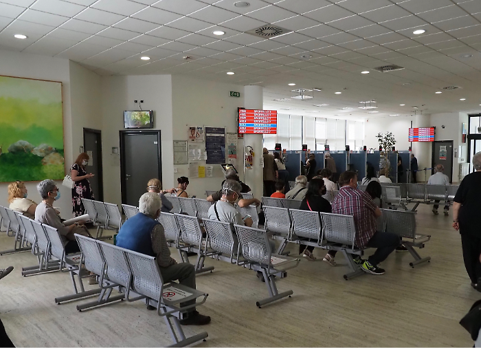 Dimagriscono le liste di attesa: le prestazioni sospese diminuiscono di 25 mila nel giro di cinque mesi