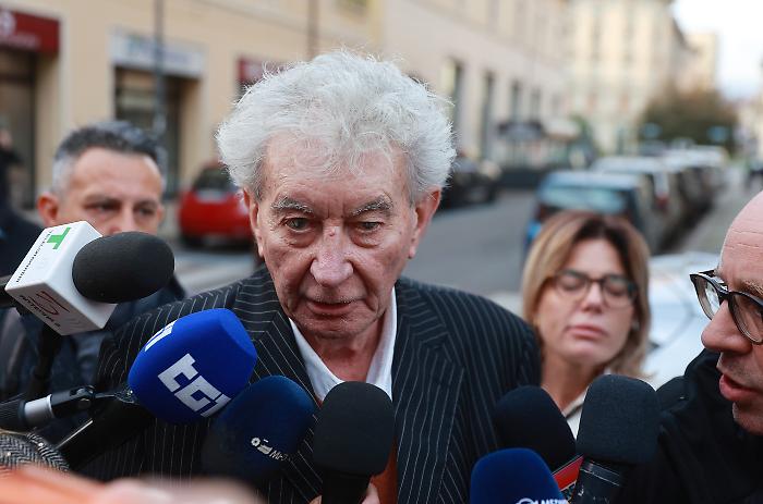 Delitto di Garlasco, l'avvocato Lovati: "Stasi? Innocente, lo avrei difeso diversamente. Sempio? Innocente ed estraneo. Ma non l'avrei fatto misurare"