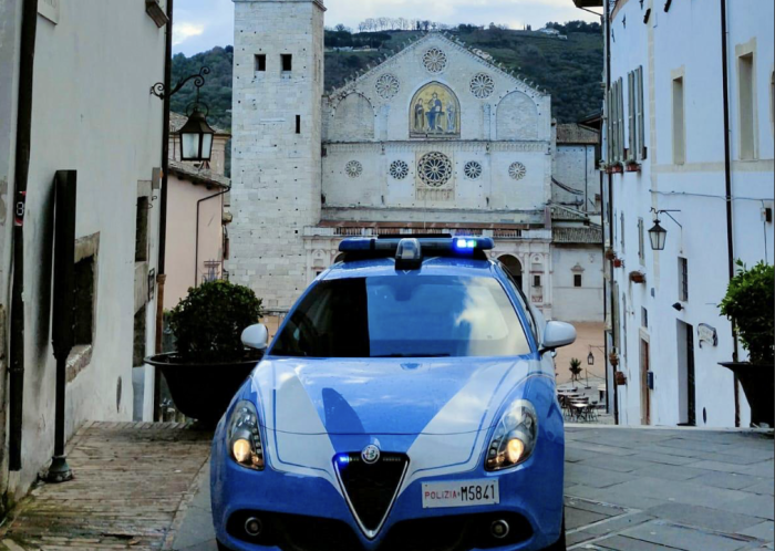 Spoleto, due cittadini georgiani denunciati per ricettazione dalla Polizia di Stato