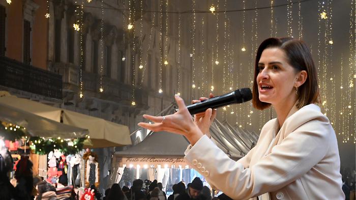 Il Natale sbarca a Perugia: il programma e gli eventi. Dalle luci d'artista alla nuova location della pista di pattinaggio