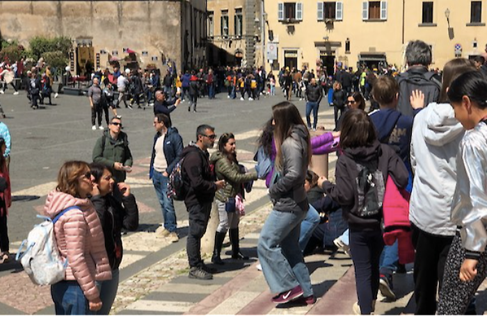 In 201 mila al pozzo di San Patrizio: lieve flessione di visitatori tra gennaio e ottobre. Ma in città aumentano arrivi e presenze